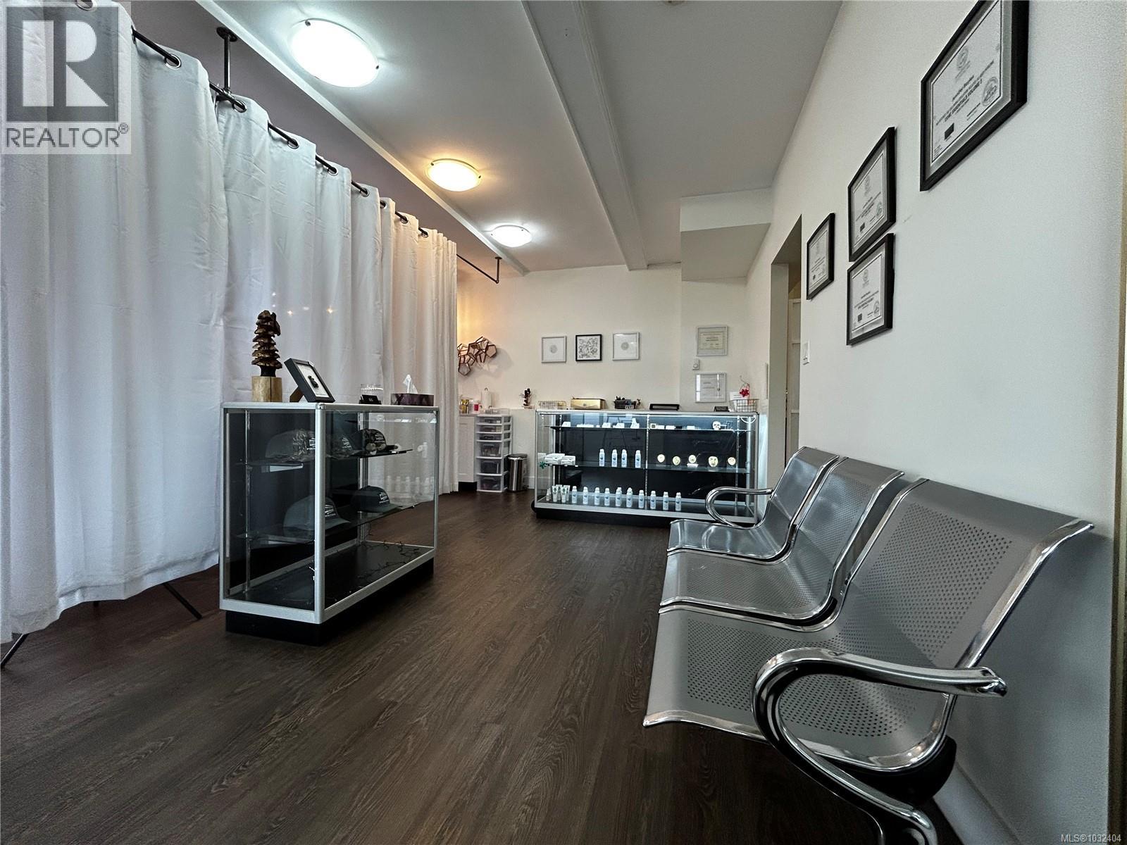 81 Trunk Rd, Duncan, British Columbia  V9L 2N7 - Photo 7 - 1032404