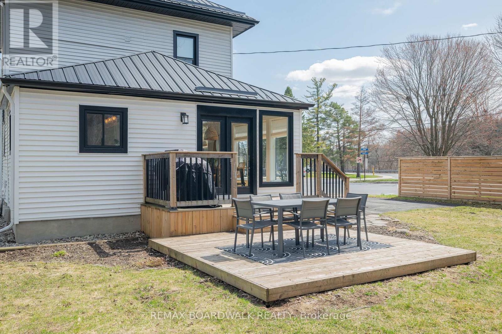 62 Craig Street, Russell, Ontario  K4R 1A2 - Photo 44 - X13033022