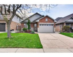 35 HEPBURN Crescent, Hamilton, Ontario