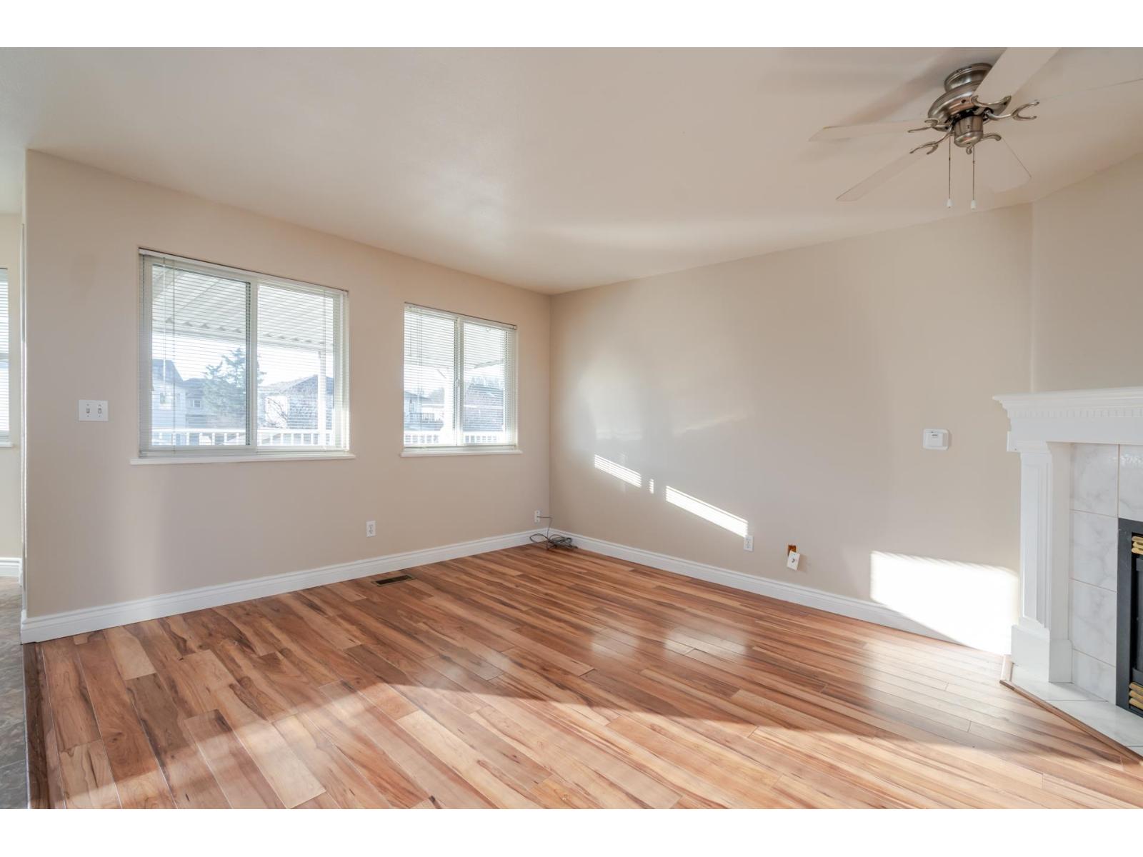 34732 7th Avenue, Abbotsford, British Columbia  V2S 8C4 - Photo 10 - R3114349