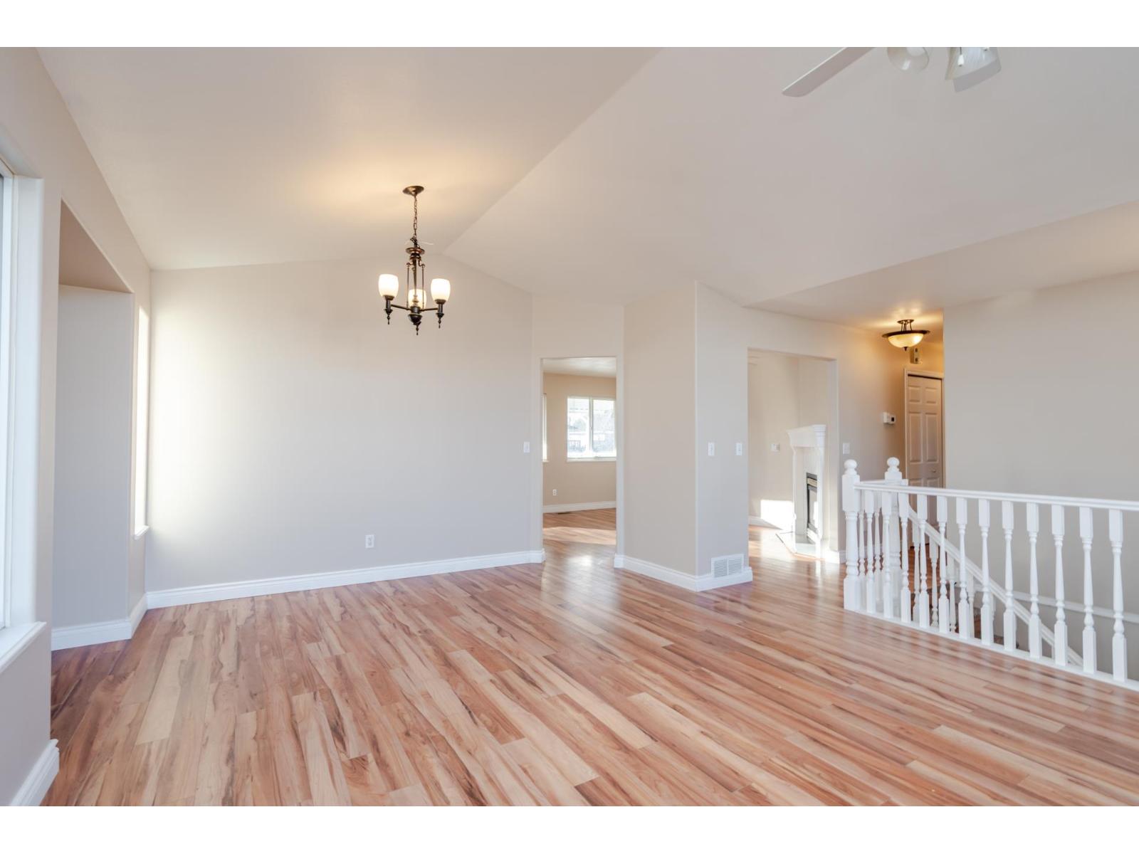 34732 7th Avenue, Abbotsford, British Columbia  V2S 8C4 - Photo 6 - R3114349