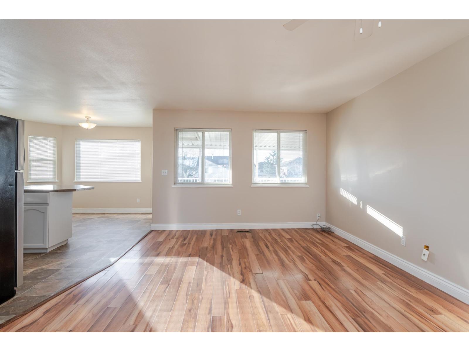 34732 7th Avenue, Abbotsford, British Columbia  V2S 8C4 - Photo 9 - R3114349