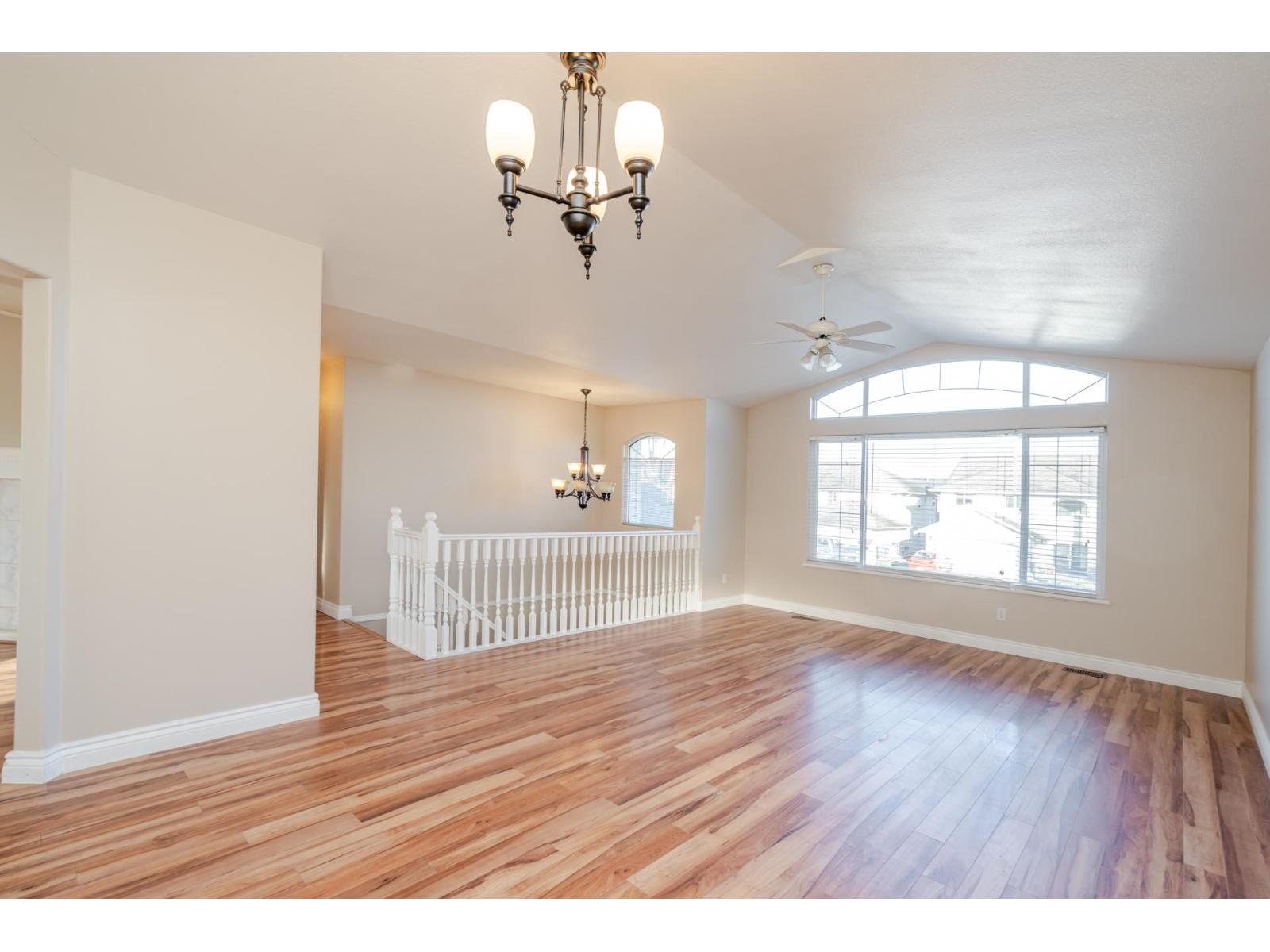 34732 7th Avenue, Abbotsford, British Columbia  V2S 8C4 - Photo 8 - R3114349