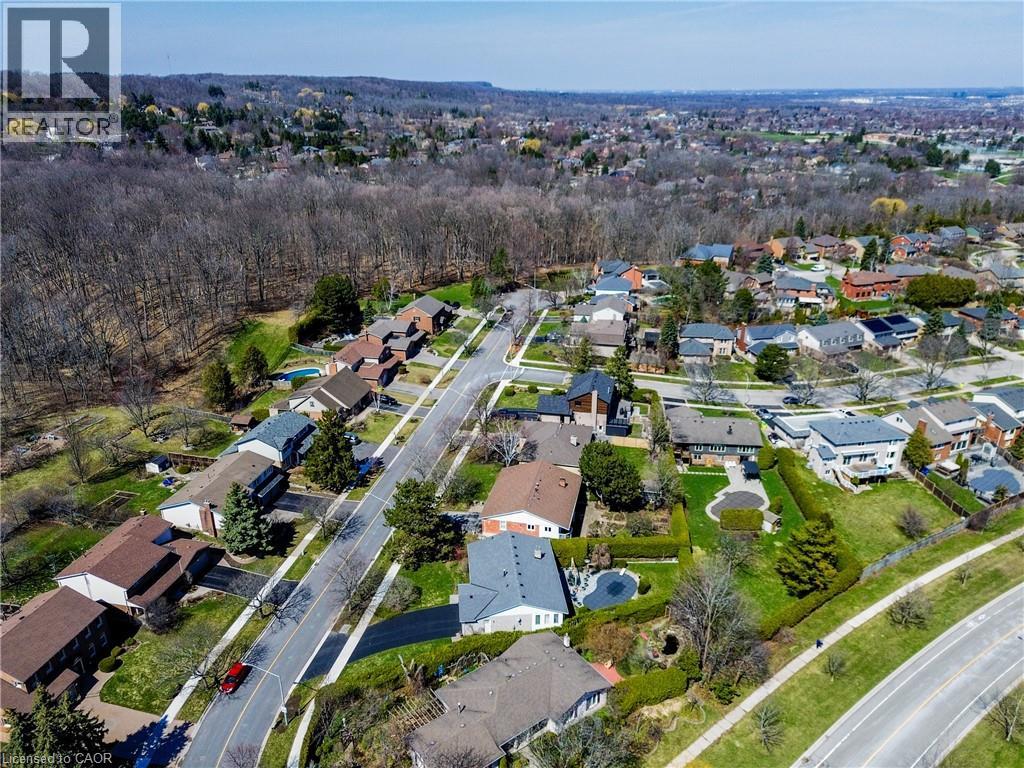 1233 Havendale Boulevard, Burlington, Ontario  L7P 3S1 - Photo 3 - 40819651