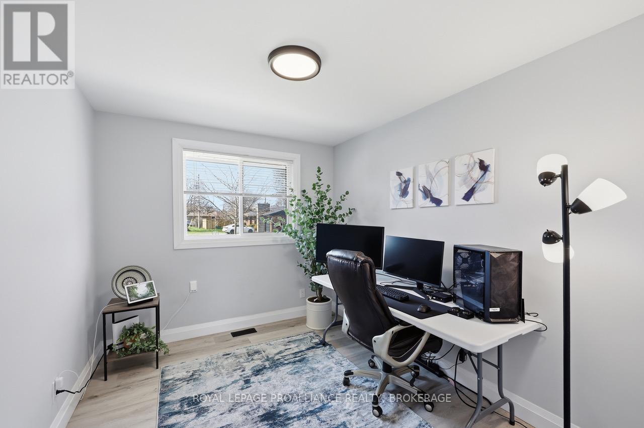 39 Howard Crescent, Kingston, Ontario  K7M 3C7 - Photo 25 - X13035536