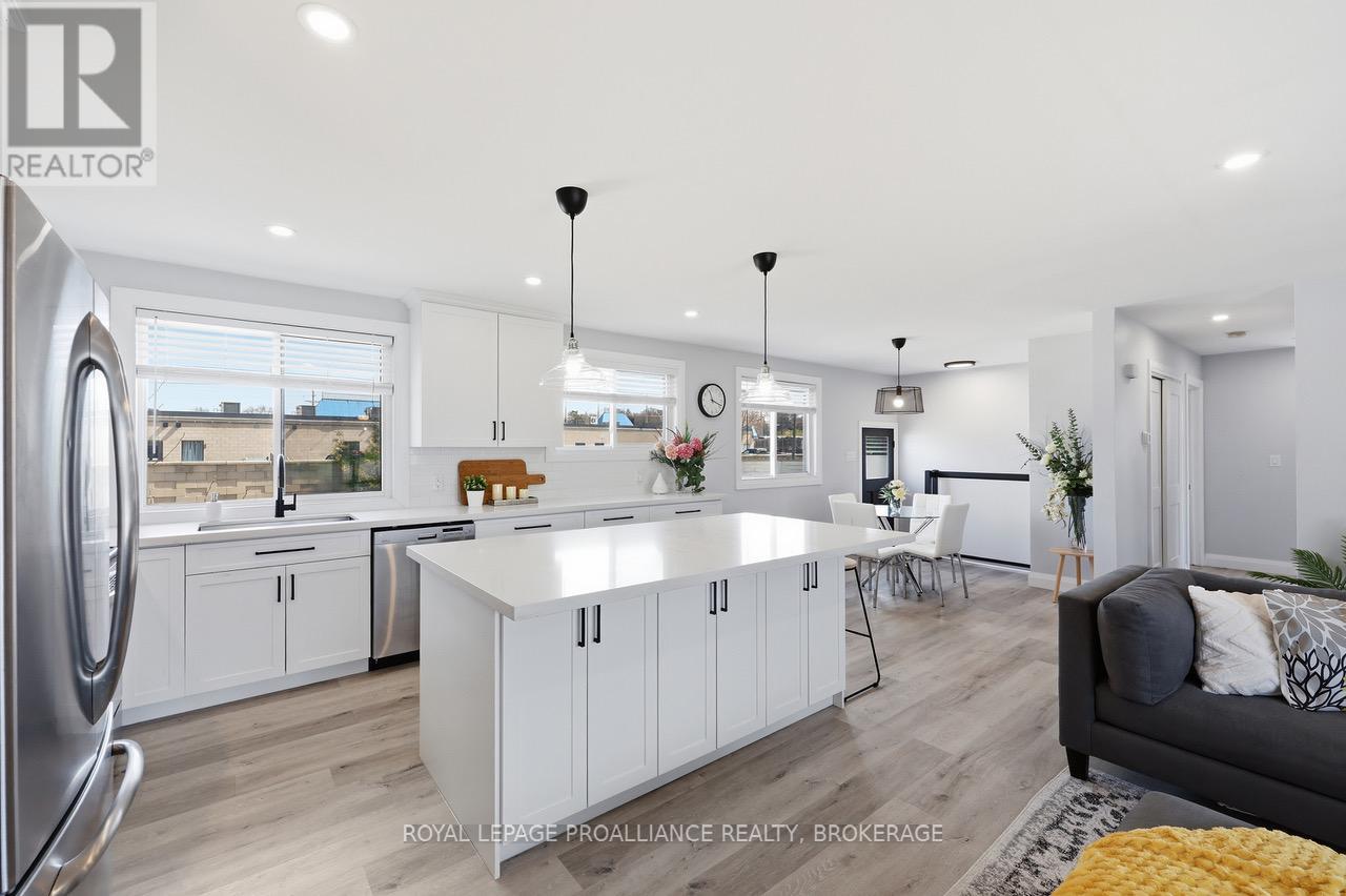 39 Howard Crescent, Kingston, Ontario  K7M 3C7 - Photo 7 - X13035536