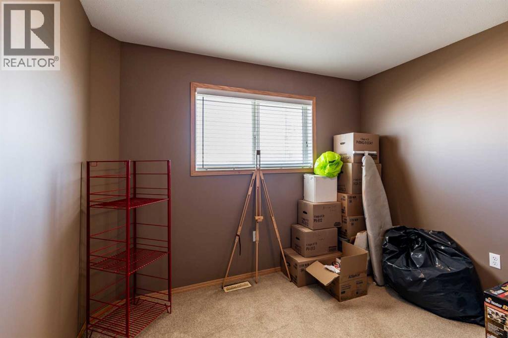 2, 128 3 Street Ne, Redcliff, Alberta  T0J 2P0 - Photo 32 - A2304388