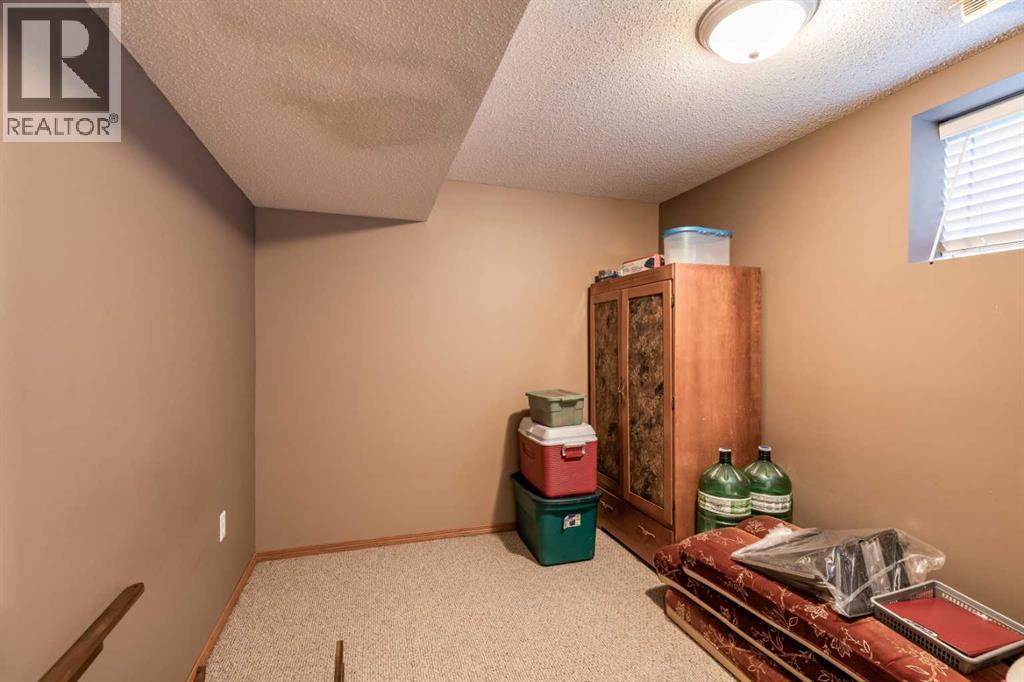 2, 128 3 Street Ne, Redcliff, Alberta  T0J 2P0 - Photo 38 - A2304388