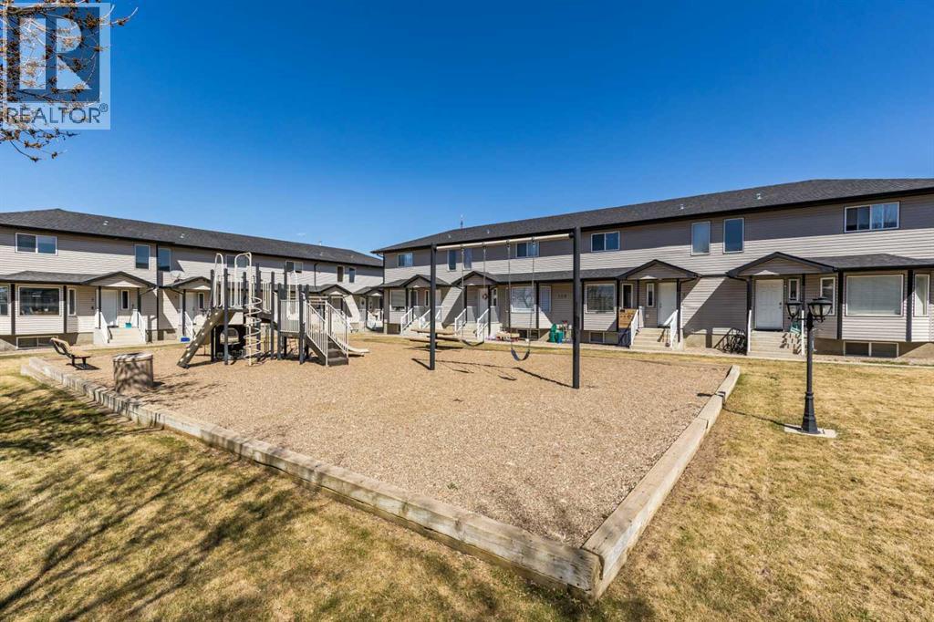 2, 128 3 Street Ne, Redcliff, Alberta  T0J 2P0 - Photo 48 - A2304388