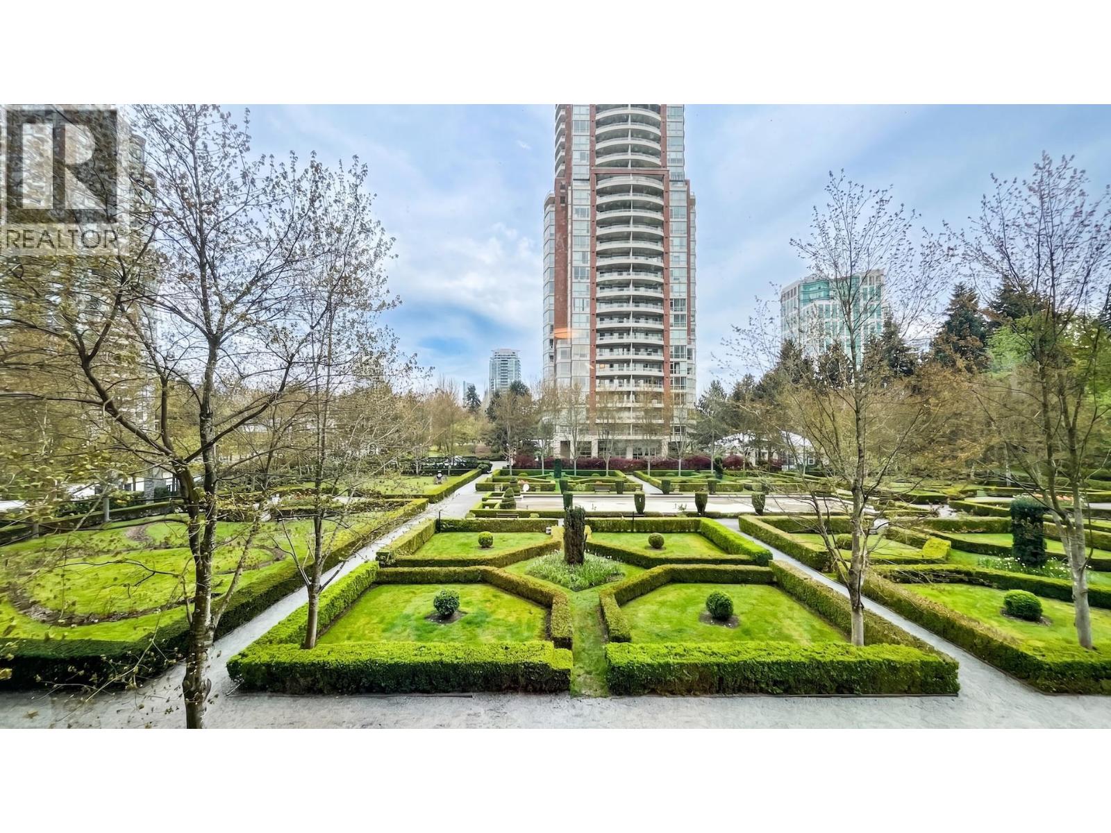 301 7368 Sandborne Avenue, Burnaby, British Columbia  V3N 5C5 - Photo 21 - R3114029