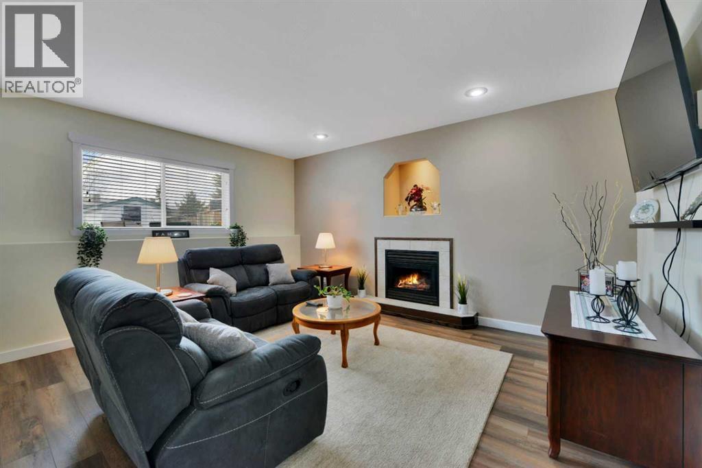 88 Premiere Crescent, Blackfalds, Alberta  T4M 0E5 - Photo 29 - A2303501