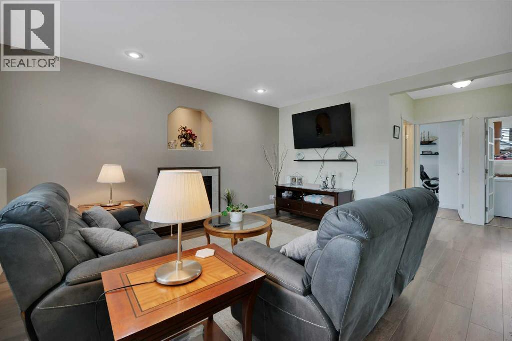 88 Premiere Crescent, Blackfalds, Alberta  T4M 0E5 - Photo 30 - A2303501