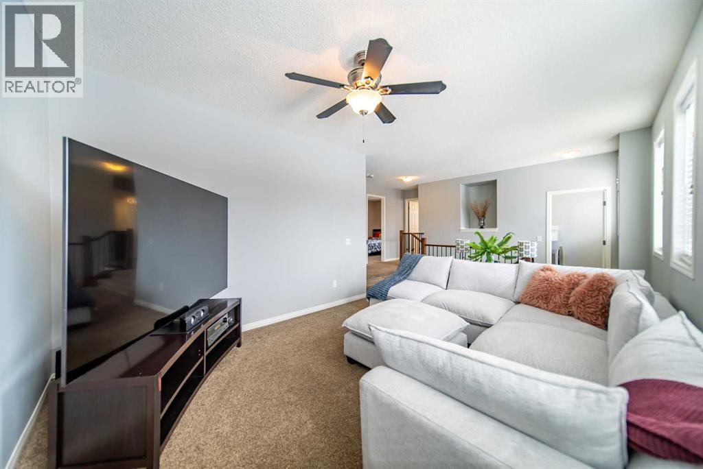 322 Windridge View SW, Airdrie, Alberta  T4B 3R9 - Photo 17 - A2294830