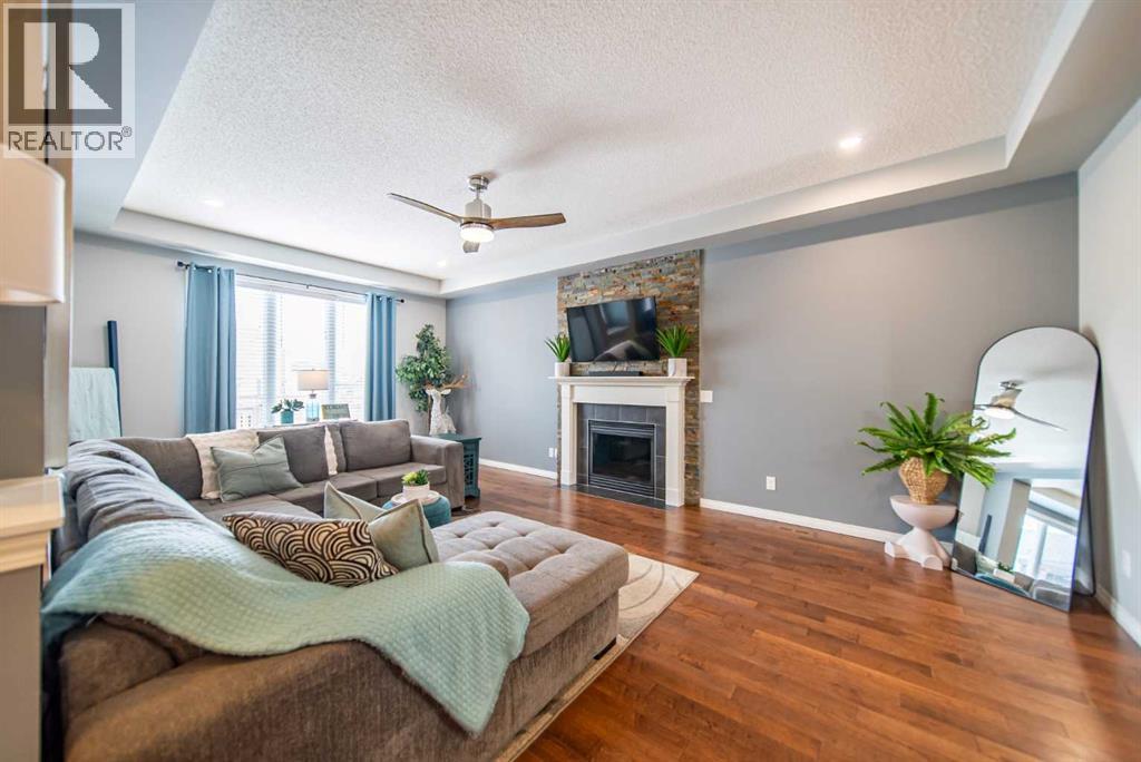 322 Windridge View SW, Airdrie, Alberta  T4B 3R9 - Photo 4 - A2294830