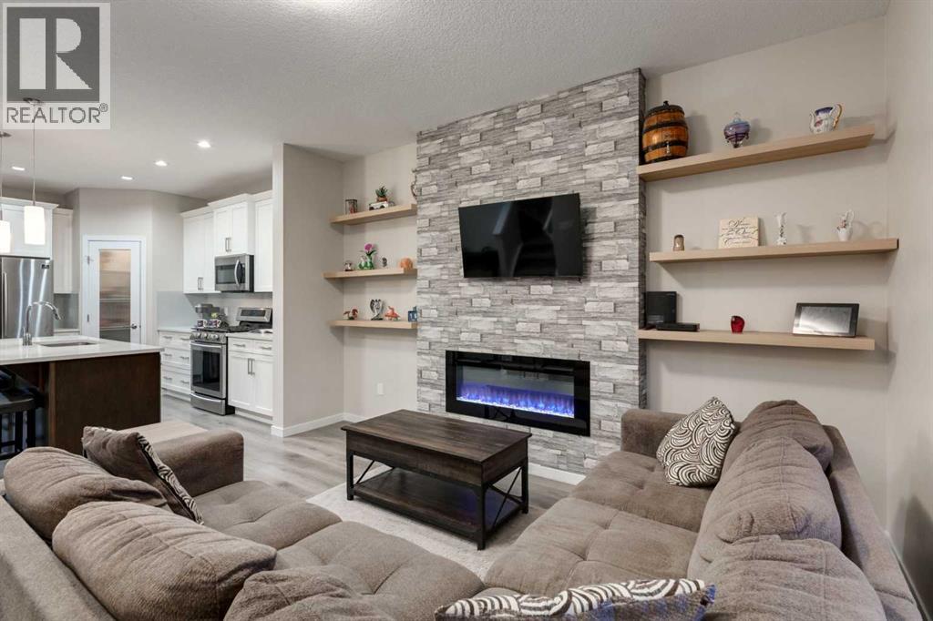 123 Drake Landing Loop, Okotoks, Alberta  T1S 0H4 - Photo 5 - A2301815