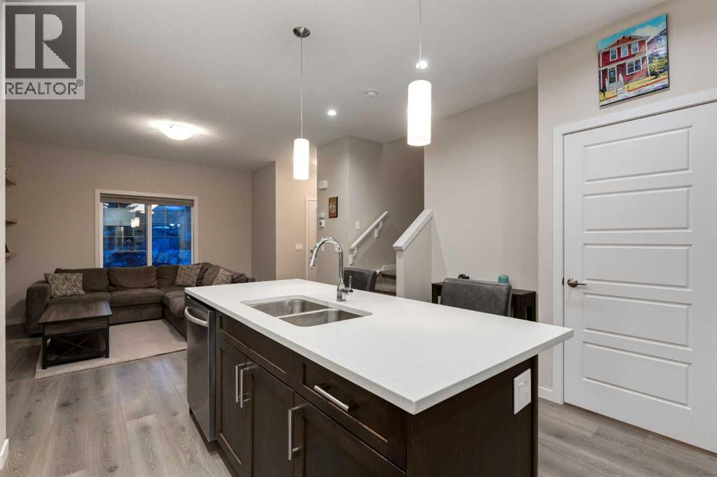 123 Drake Landing Loop, Okotoks, Alberta  T1S 0H4 - Photo 16 - A2301815