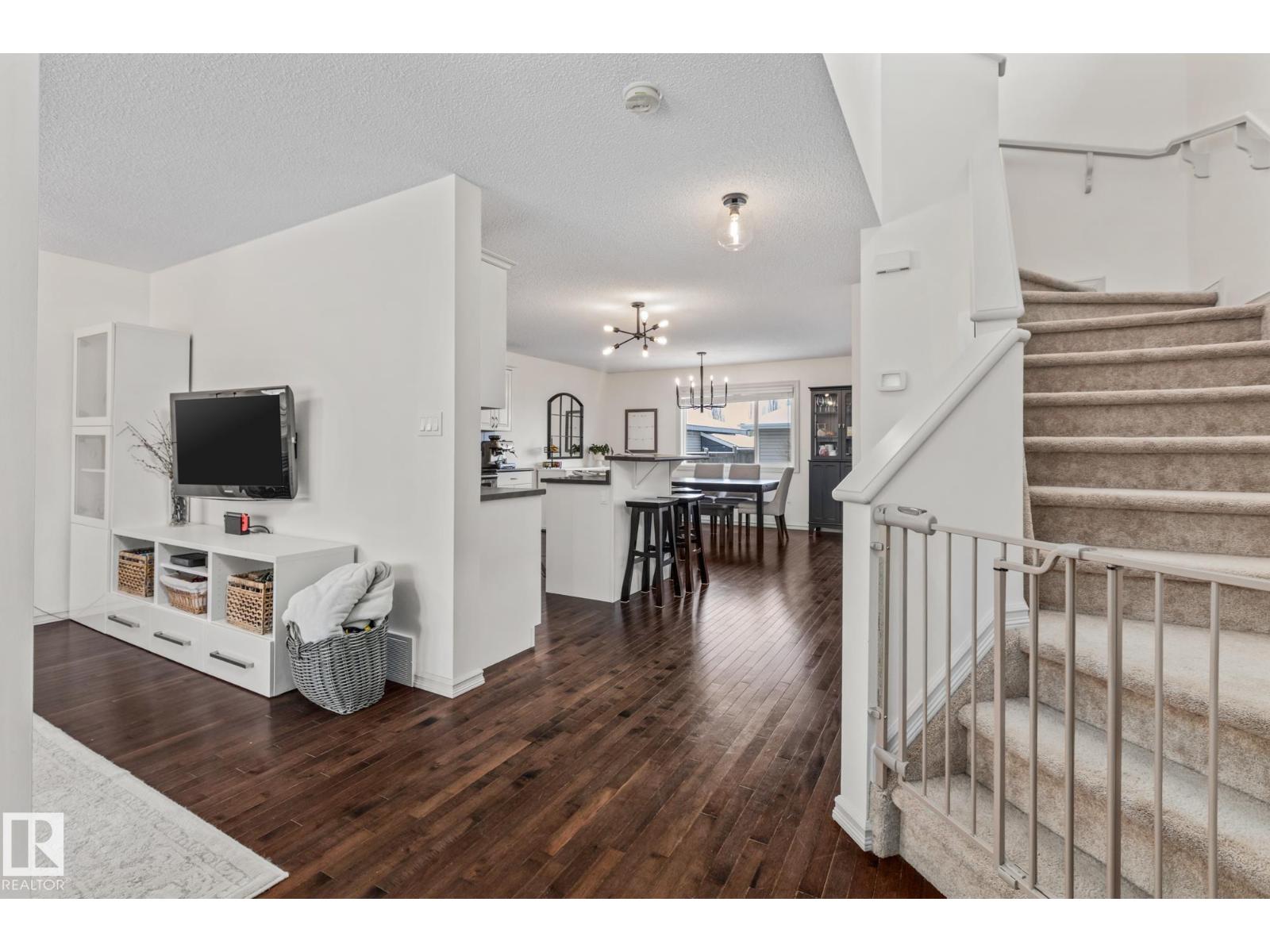 1133 35a Av Nw, Edmonton, Alberta  T6T 0J7 - Photo 5 - E4483725