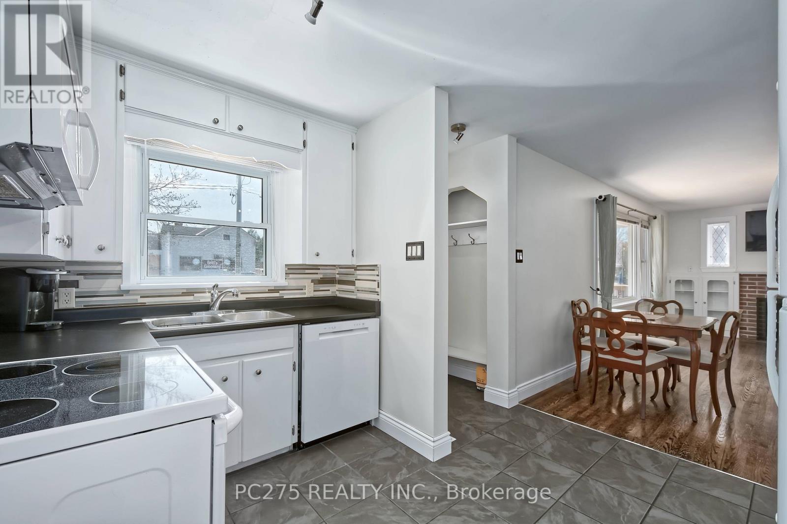 4052 Hamilton Road, Thames Centre, Ontario  N0L 1G2 - Photo 12 - X13035574