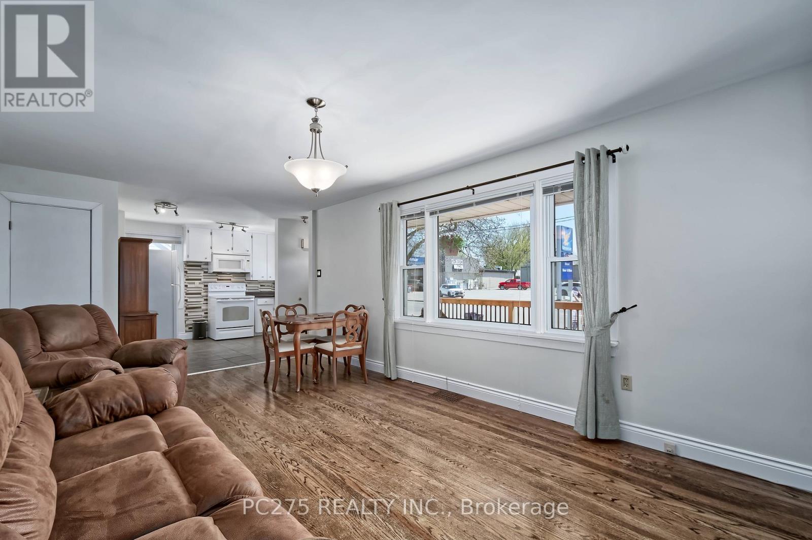 4052 Hamilton Road, Thames Centre, Ontario  N0L 1G2 - Photo 9 - X13035574