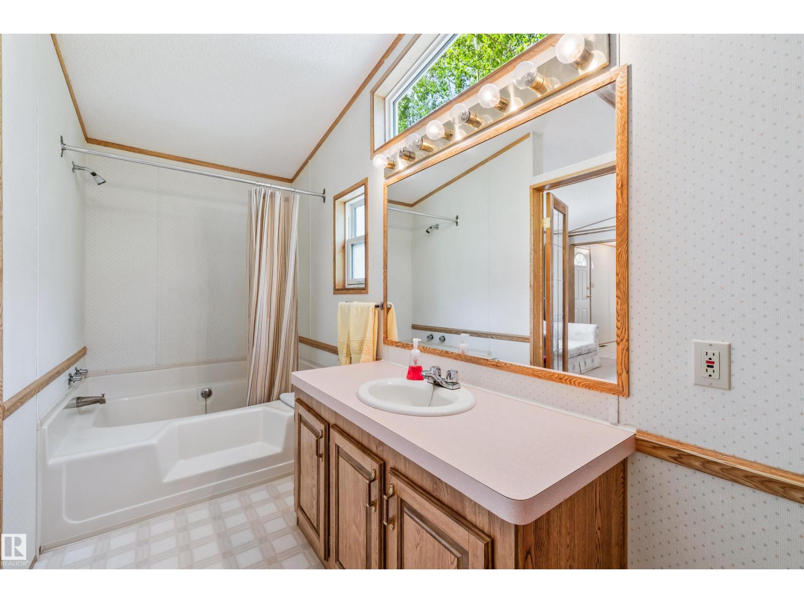 #33 59316 Range Rd 54, Rural Barrhead County, Alberta  T7N 1N3 - Photo 16 - E4483729