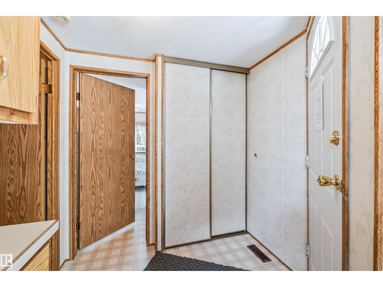 #33 59316 Range Rd 54, Rural Barrhead County, Alberta  T7N 1N3 - Photo 2 - E4483729