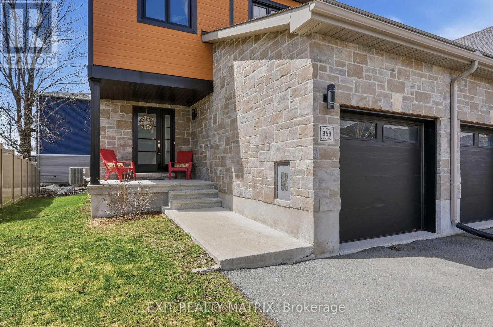 368 Twilight Avenue, Russell, Ontario  K4R 0E3 - Photo 2 - X13035444