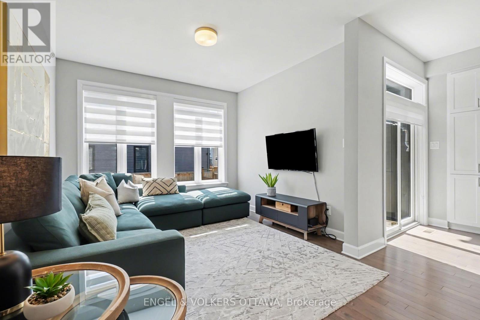 57 Mandevilla Crescent, Ottawa, Ontario  K1T 0Y2 - Photo 12 - X13035452