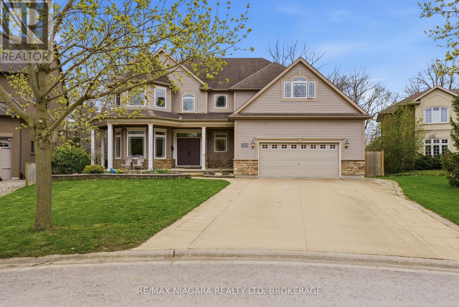 52 SCULLERS WAY W, St. Catharines, Ontario