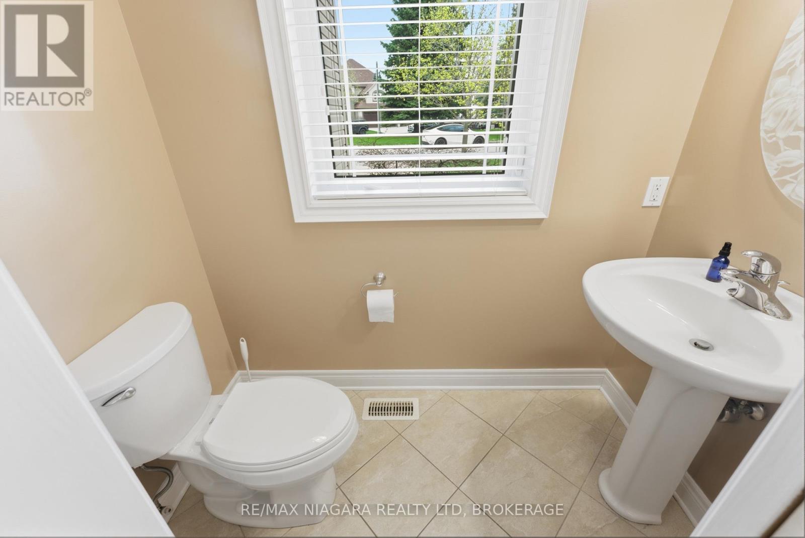 52 Scullers Way W, St. Catharines, Ontario  L2N 7T6 - Photo 13 - X13035470