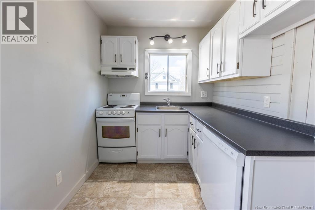 8 Estabrooks, Sackville, New Brunswick  E4L 3W7 - Photo 11 - NB137545