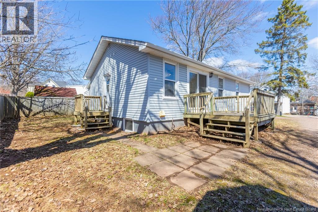 8 Estabrooks, Sackville, New Brunswick  E4L 3W7 - Photo 24 - NB137545