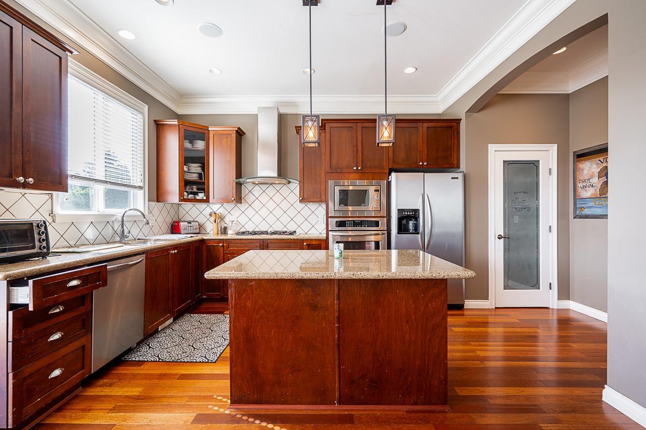 19654 69a Avenue, Langley, British Columbia  V2Y 3A6 - Photo 6 - R3114765