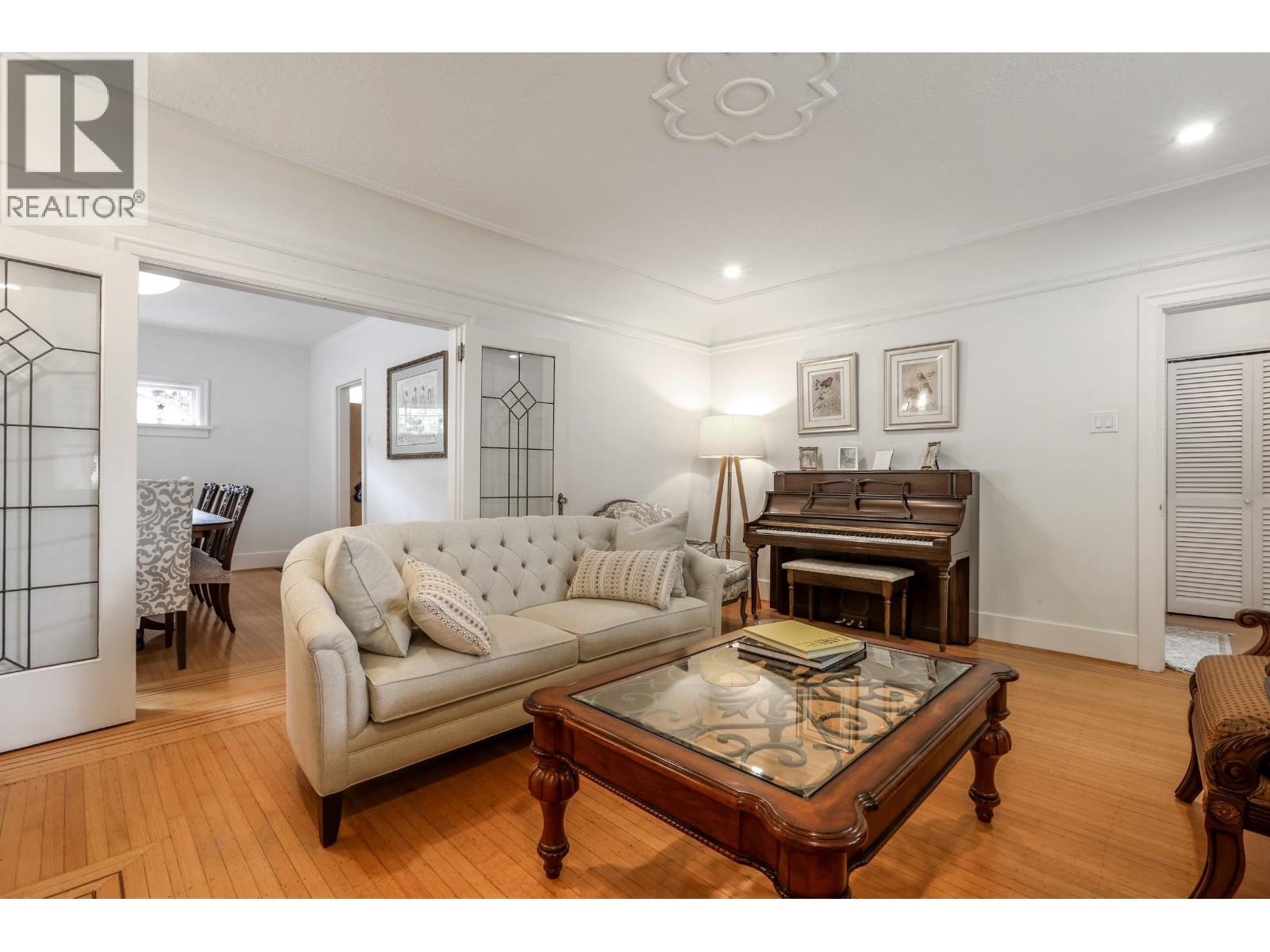 3962 W 22nd Avenue, Vancouver, British Columbia  V6S 1K1 - Photo 4 - R3088800