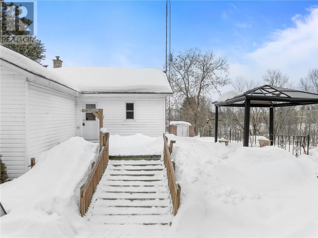 3665 Montpellier, Chelmsford, Ontario  P0M 1L0 - Photo 23 - 2126621