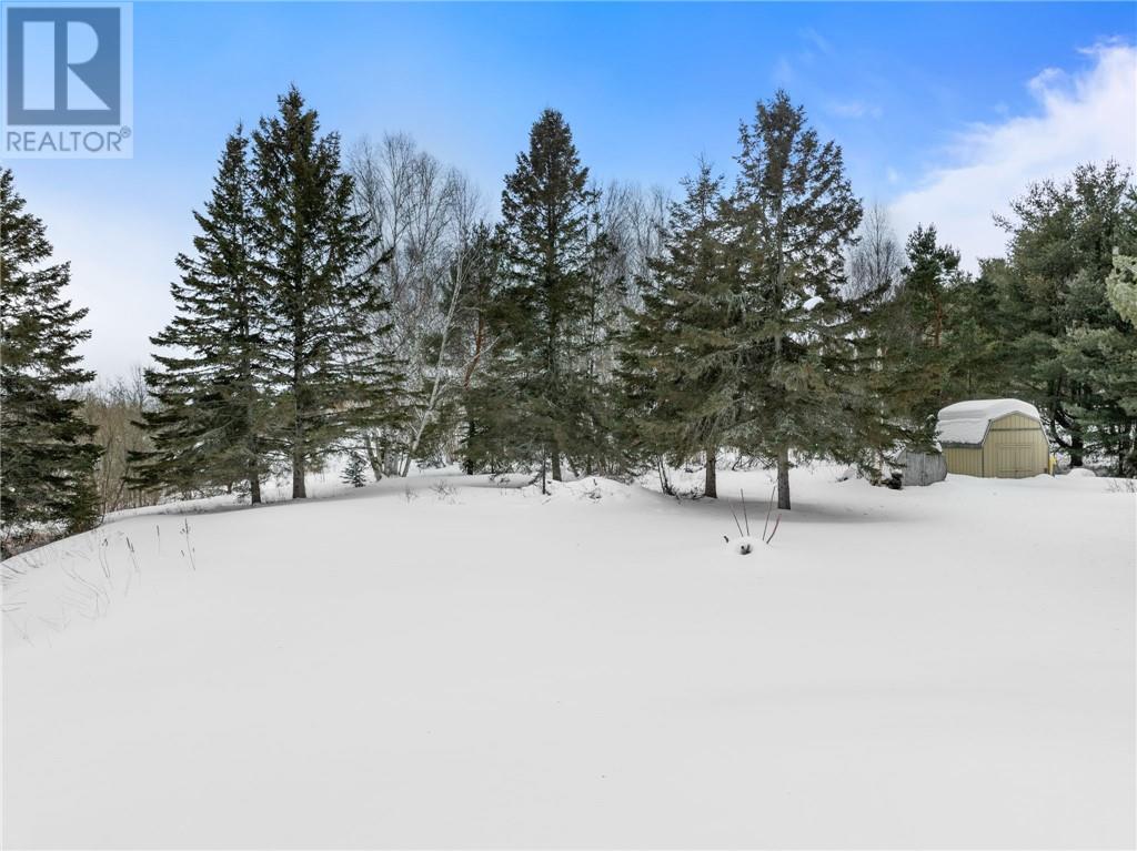 3665 Montpellier, Chelmsford, Ontario  P0M 1L0 - Photo 28 - 2126621