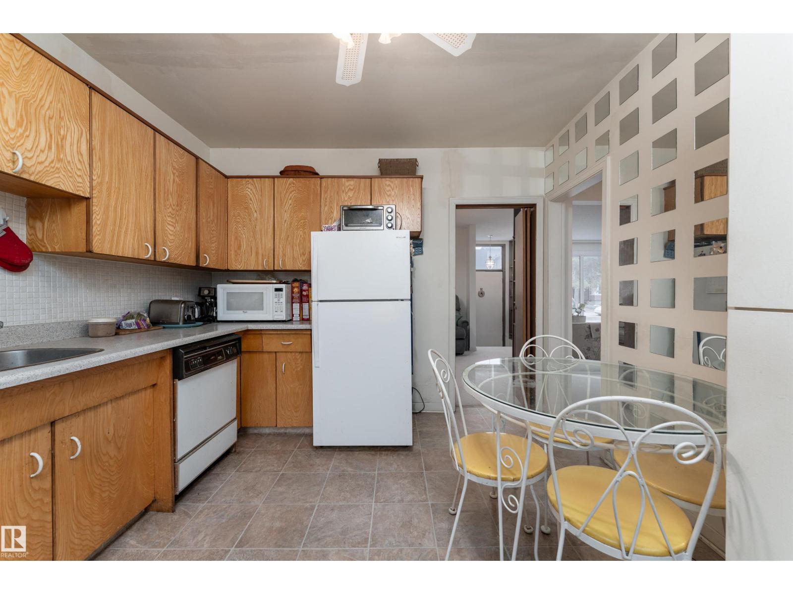 11315 75 Av Nw, Edmonton, Alberta  T6G 0H6 - Photo 12 - E4483734