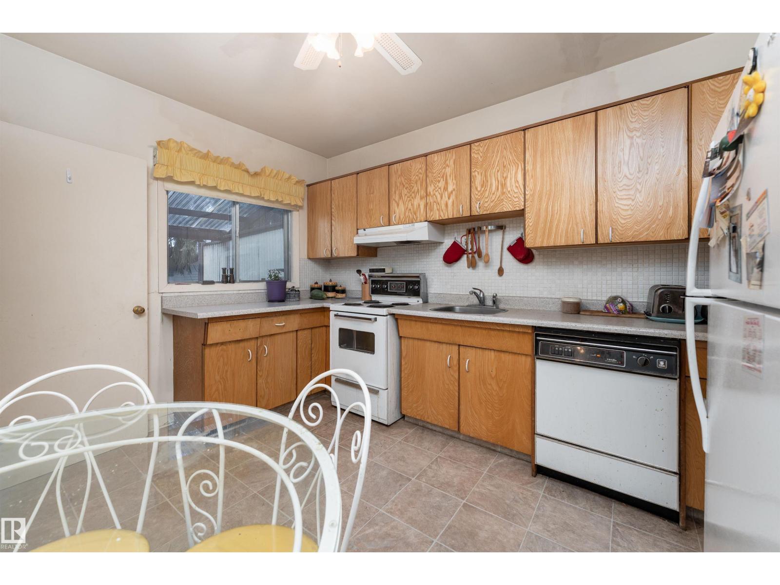 11315 75 Av Nw, Edmonton, Alberta  T6G 0H6 - Photo 13 - E4483734