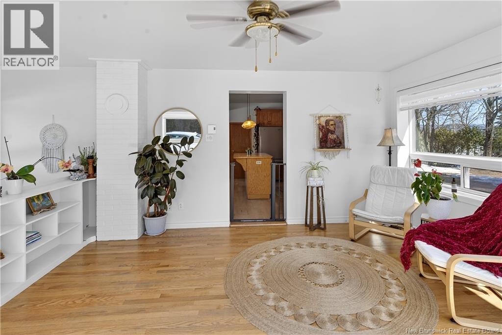 18 Stanley Street, Campbellton, New Brunswick  E3N 1G9 - Photo 5 - NB137664