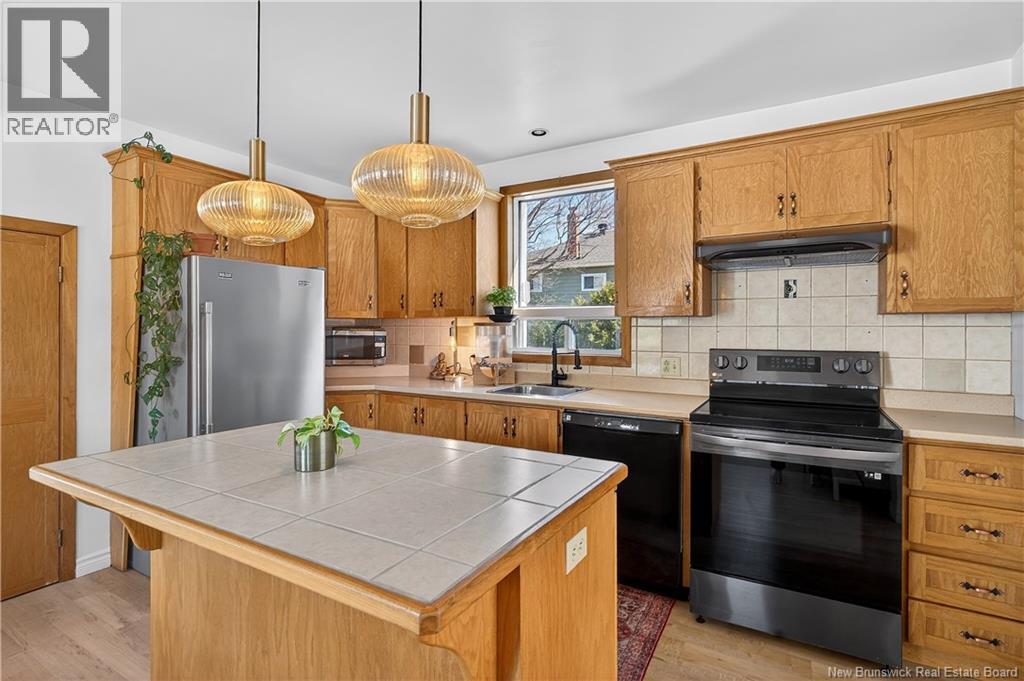 18 Stanley Street, Campbellton, New Brunswick  E3N 1G9 - Photo 8 - NB137664