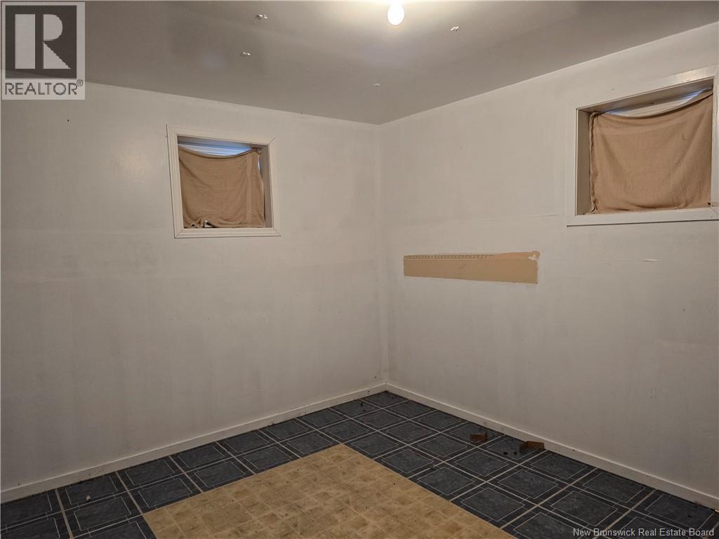 3370 Main, Belledune, New Brunswick  E8G 2N6 - Photo 14 - NB137613