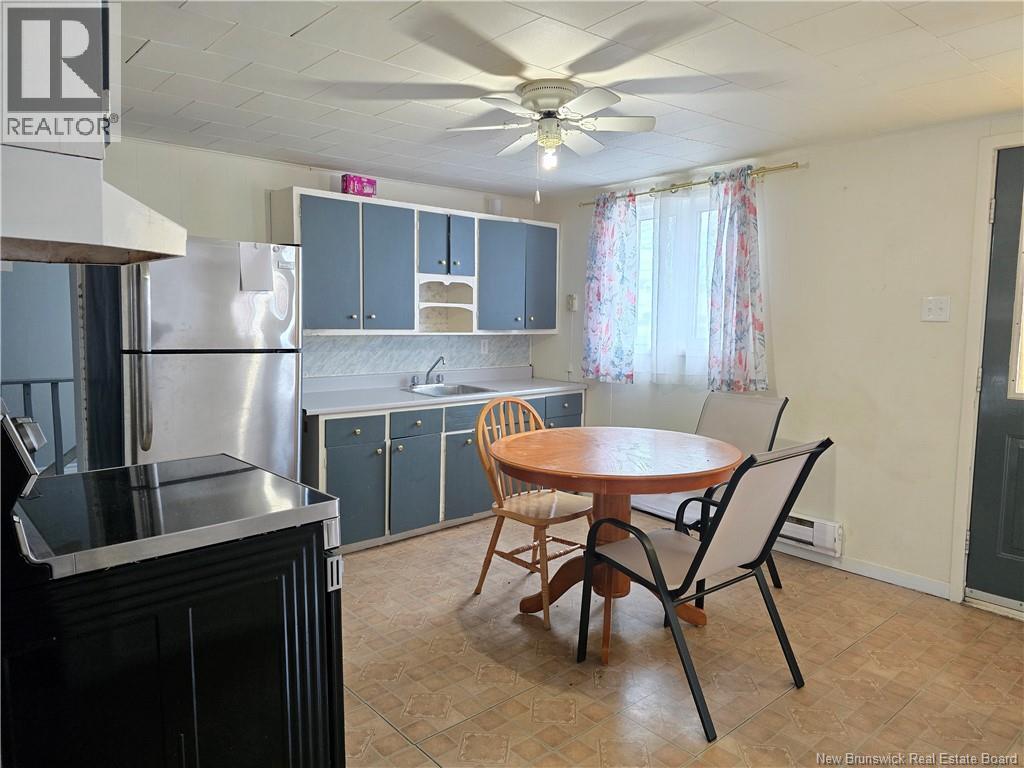 3370 Main, Belledune, New Brunswick  E8G 2N6 - Photo 6 - NB137613