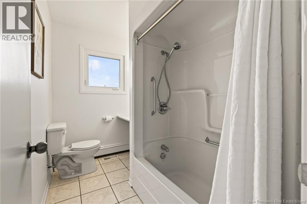 35 Queen Mary Crescent, Moncton, New Brunswick  E1A 3P7 - Photo 21 - NB135750