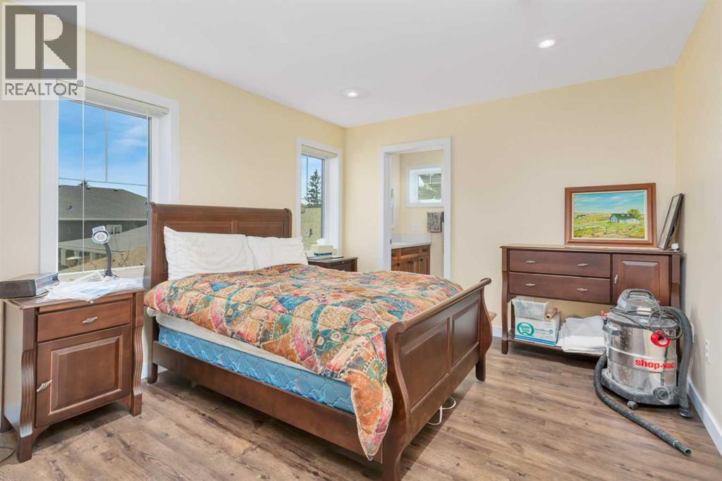 5228 50b Avenue, Sylvan Lake, Alberta  T4S 1E4 - Photo 32 - A2302608