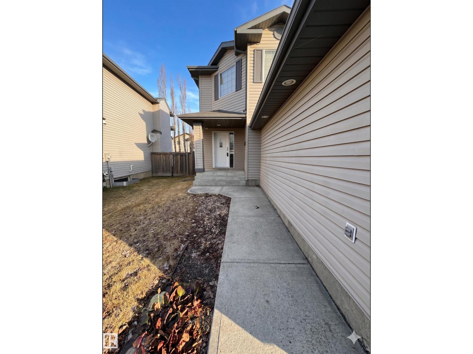 156 Lakewood Dr, Spruce Grove, Alberta  T7X 4A5 - Photo 3 - E4471658