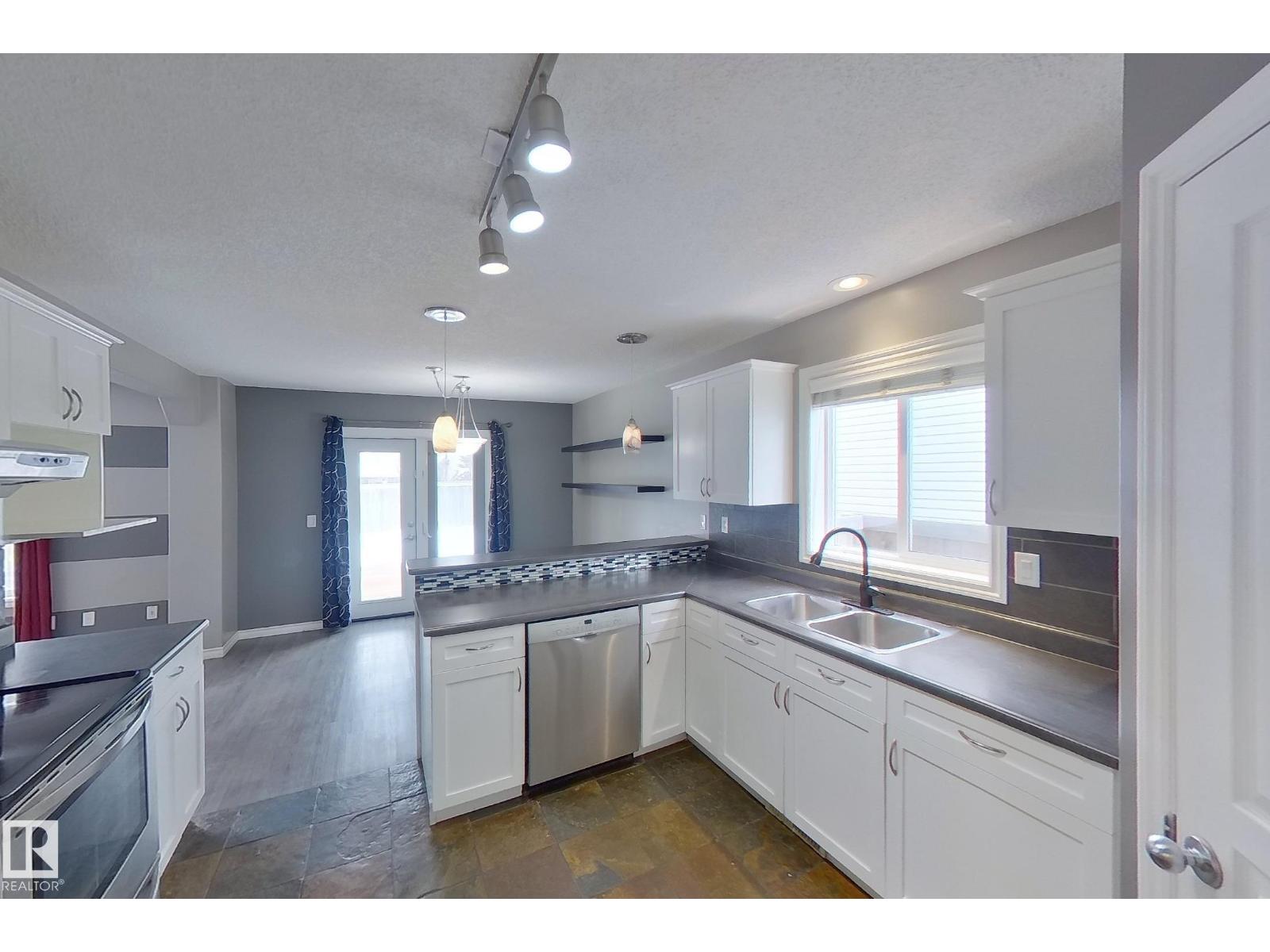 156 Lakewood Dr, Spruce Grove, Alberta  T7X 4A5 - Photo 14 - E4471658