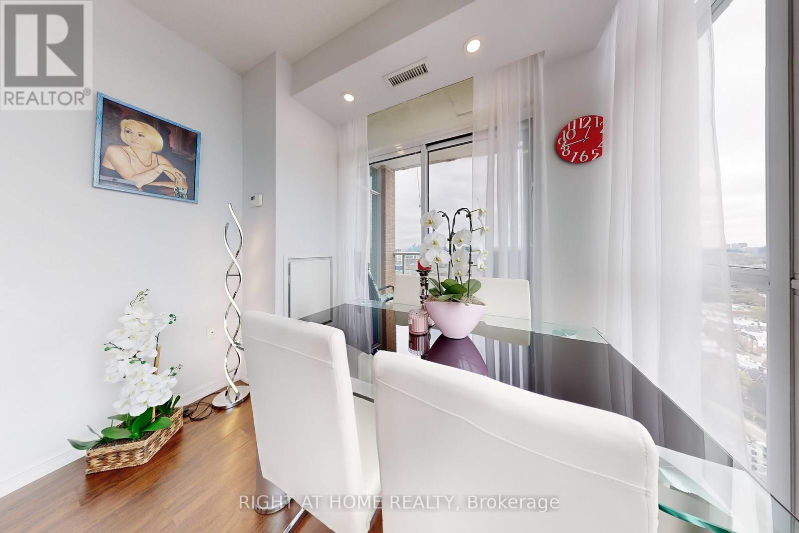 2415 - 125 Western Battery Road, Toronto, Ontario  M6K 3R8 - Photo 11 - C13035586