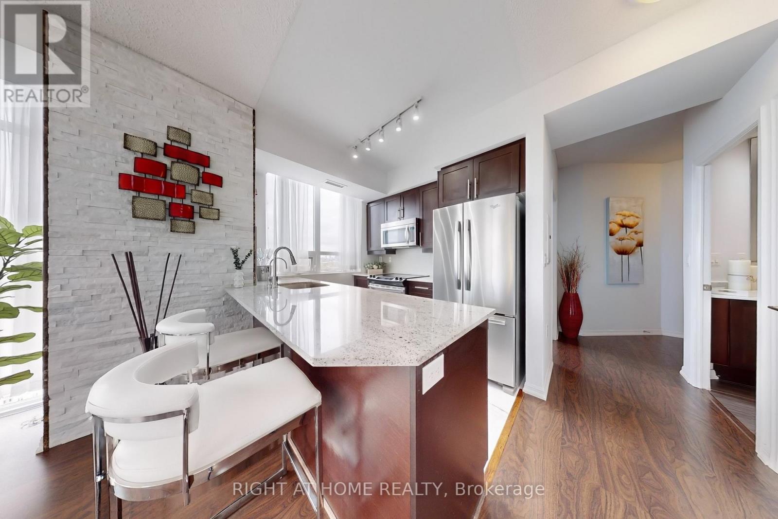 2415 - 125 Western Battery Road, Toronto, Ontario  M6K 3R8 - Photo 12 - C13035586