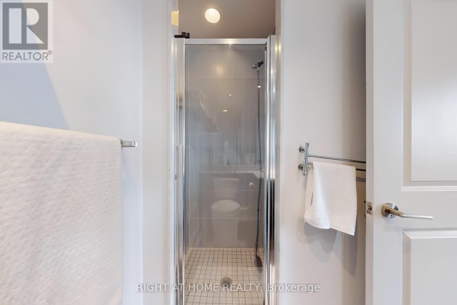 2415 - 125 Western Battery Road, Toronto, Ontario  M6K 3R8 - Photo 27 - C13035586