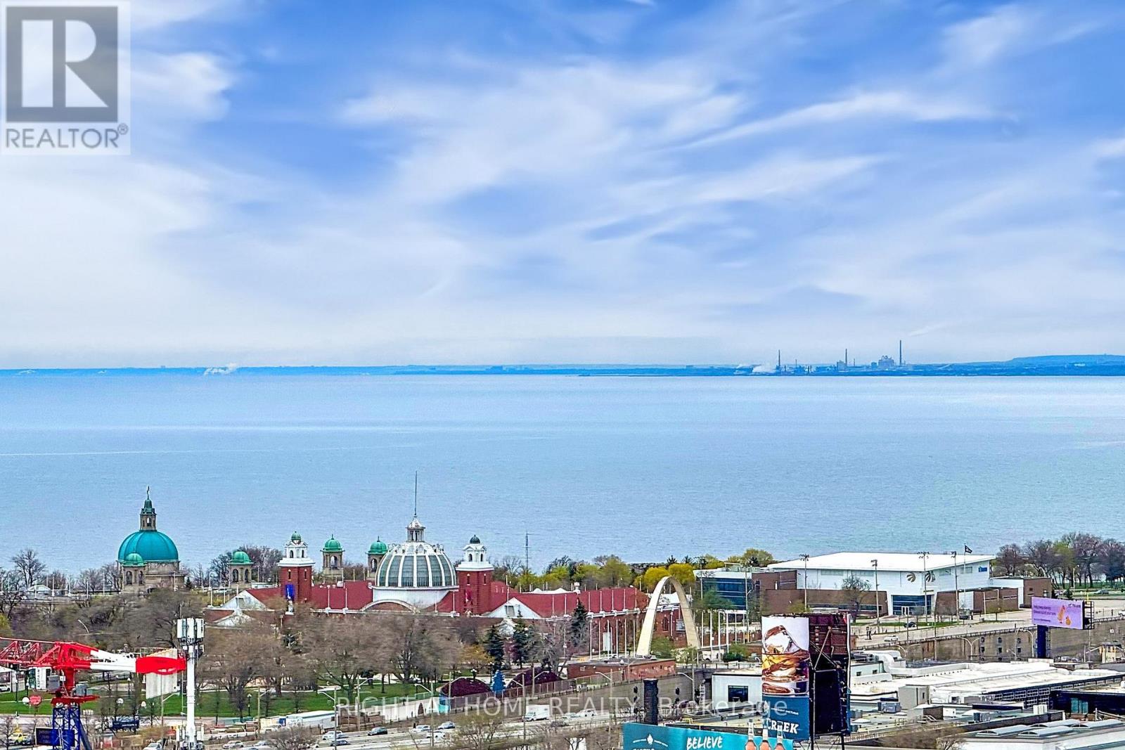 2415 - 125 Western Battery Road, Toronto, Ontario  M6K 3R8 - Photo 33 - C13035586