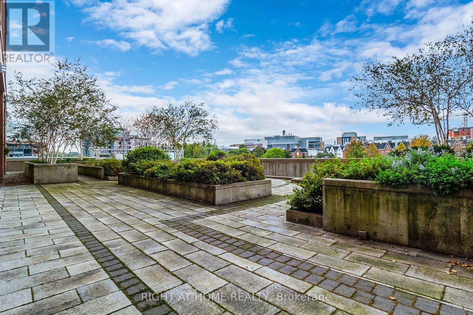 2415 - 125 Western Battery Road, Toronto, Ontario  M6K 3R8 - Photo 49 - C13035586